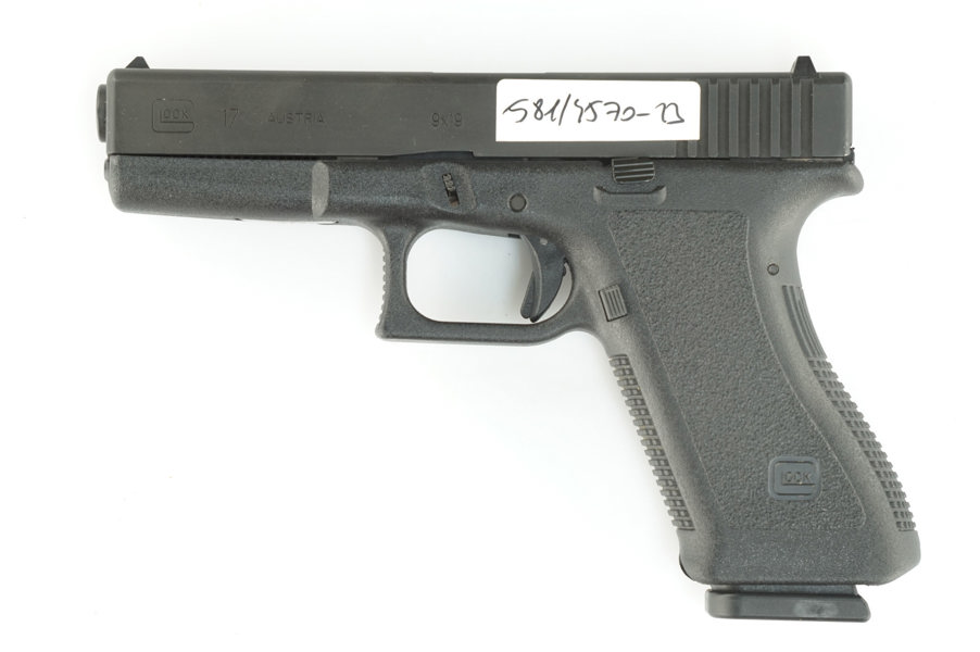 Glock Gen 2, Mod. 17, 9mm Luger, #CBN624, §B (4570-23)