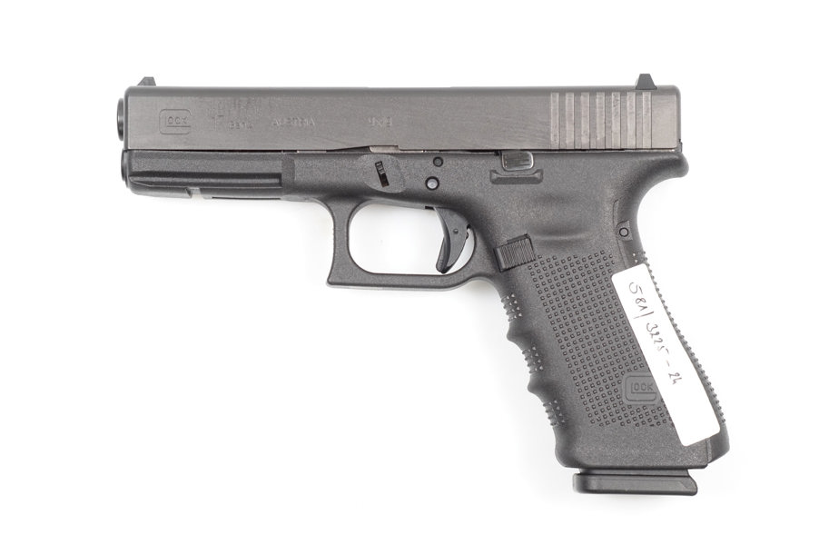 Glock, Gen 4, Mod. 17, 9mm Luger, #BNRK445, §B (3225-24)