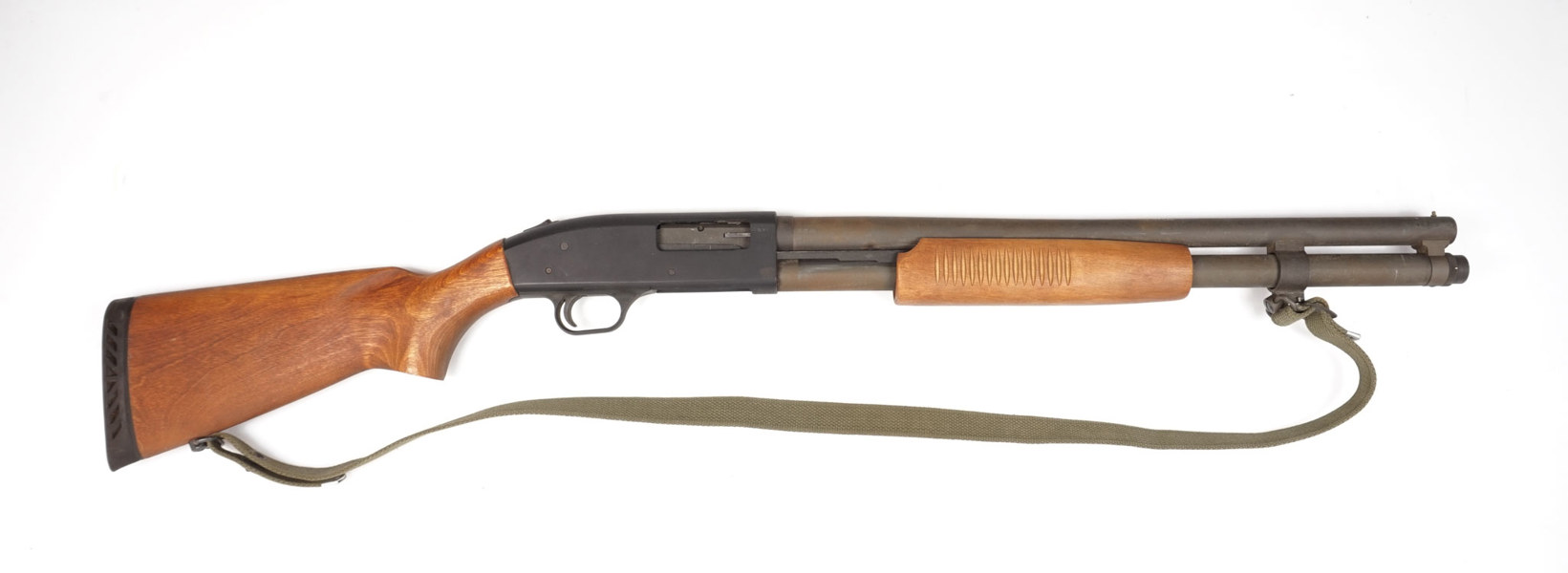 Pump Action Flinte Mossberg, Mod. 500ATP8SP, 12/76, #G956893, §A