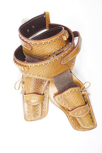 Leder- Westerngürtel mit 2 Holster inkl. 32 Patronenschlaufen