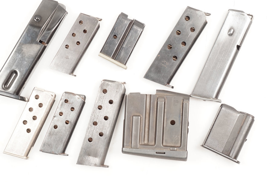 Magazinskonvolut, div. Erzeuger / Modelle / Kaliber, § frei ab 18