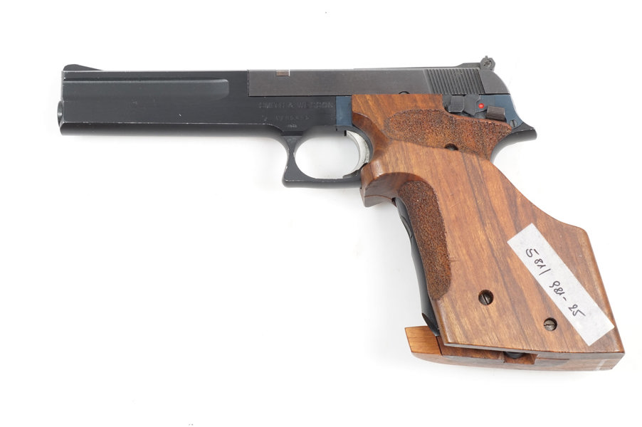 Smith & Wesson, .22lr., #TAU9693, §B (981-25)