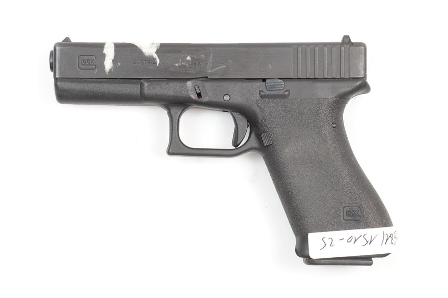 Glock, Gen1, Mod. 17, 9mm Luger, #AE116, §B (1510-25)