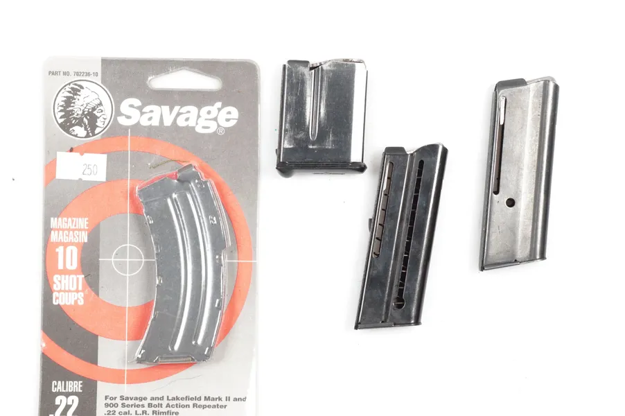 Konvolut Gewehrmagazine, .22lr. / .22 Mag., 4 Stk, § frei ab 18