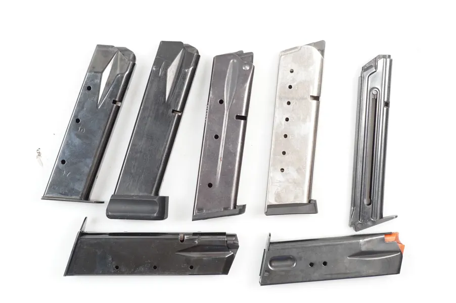 Konvolut Pistolenmagazine, Unbekannt, 7 Stk, § frei ab 18