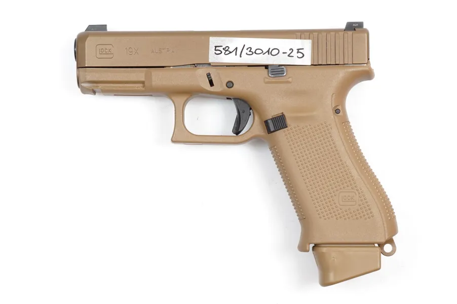 Glock, Gen5, Mod. 19X, 9mm Luger, #BUXE948, §B (3010-25)