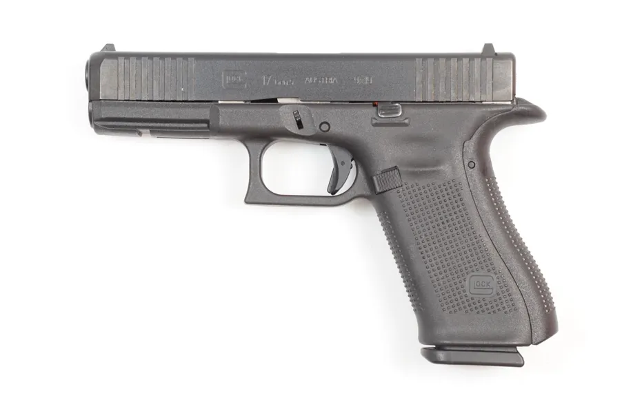 Glock, Gen5, Mod. 17, 9mm Luger, #CARU575, §B (2981-25)