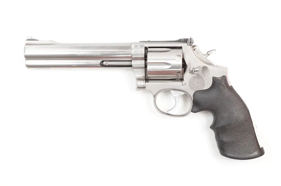 Smith & Wesson, Mod. 686-4, .357 Mag., #CBA6024, §B (3900-25)